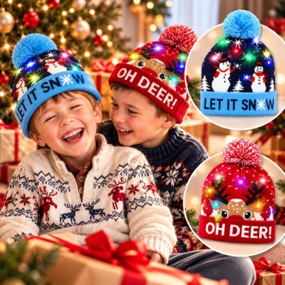 Коледна Плетена Шапка с LED Светлини – XBEANIE®
